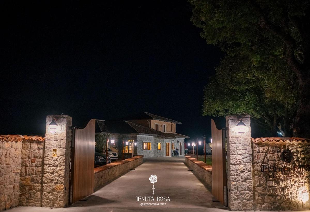 Tenuta Rosa - Gastronomia E Relax Montesano Scalo Exteriör bild